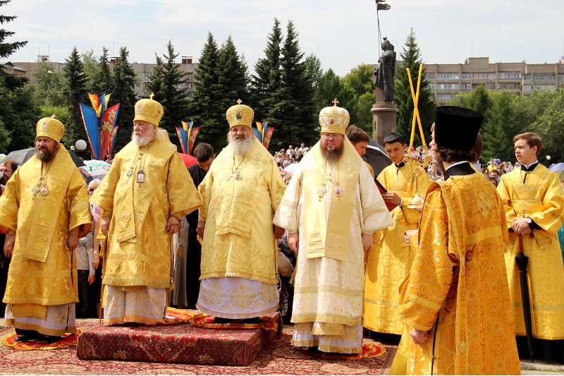 12 июля состоялся традиционный крестный ход по улицам города