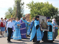 Крестный ход с иконой Божией Матери «Знамение Абалацкая»