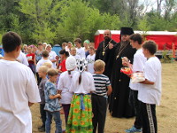 Преосвященный епископ Владимир посетил епархиальный лагерь «Малый Радонеж 2015»