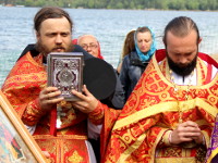 Епископ Петропавловский и Булаевский Владимир возглавил богослужение в храме целителя Пантелеймона поселка Бурабай