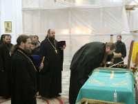 Молебен Симеону Верхотурскому перед ракой с его честными мощами