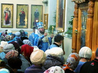 Правящий архиерей возглавил всенощное бдение под праздник Покрова Пресвятой Богородицы в кафедральном соборе Вознесения Господня