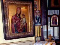 В неделю 27-ю по Пятидесятнице епископ Петропавловский и Булаевский Владимир возглавил Божественную Литургию в храме Всех святых
