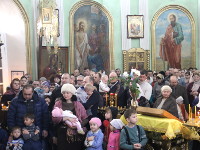 Божественная Литургия в Петро-Павловском соборе в неделю 29-ю по Пятидесятнице