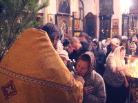 Правящий архиерей совершил Божественную Литургию в Новогоднюю ночь