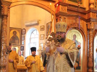 В неделю о блудном сыне епископ Петропавловский и Булаевский Владимир возглавил богослужения в кафедральном соборе