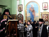 Правящий архиерей продолжил чтение четвертой части Великого покаянного канона Андрея Критского в Петропавловском соборе