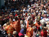 Правящий архиерей принял участие в торжествах в честь 70-летия возвращения собора святителя Николая Православной Церкви 