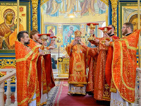Служение Преосвященного епископа Владимира в главном храме Казахстана