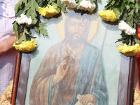 В праздник Рождества Предтечи Господня Иоанна епископ Владимир совершил Божественную Литургию в храме Всех Святых города Петропавловска