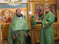 Божественная Литургия архиерейским чином состоялась в Никольском храме посёлка Новоишимское