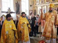 Преосвященнейший епископ Владимир возглавил Божественную Литургию в неделю 5-ю по Пятидесятнице