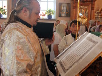 В праздник Преображения Господня правящий архиерей возглавил служение в Кафедральном Соборе