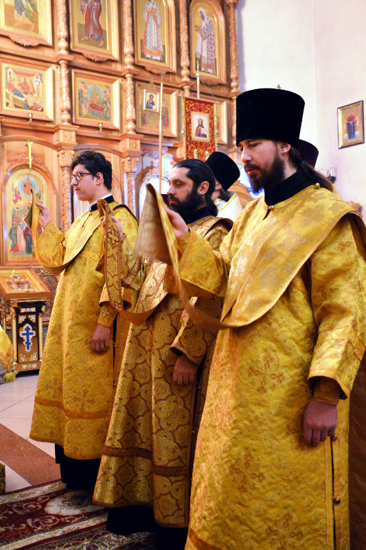 Правящий архиерей и духовенство епархии соборно отслужили Божественную Литургию в Вознесенском кафедральном соборе