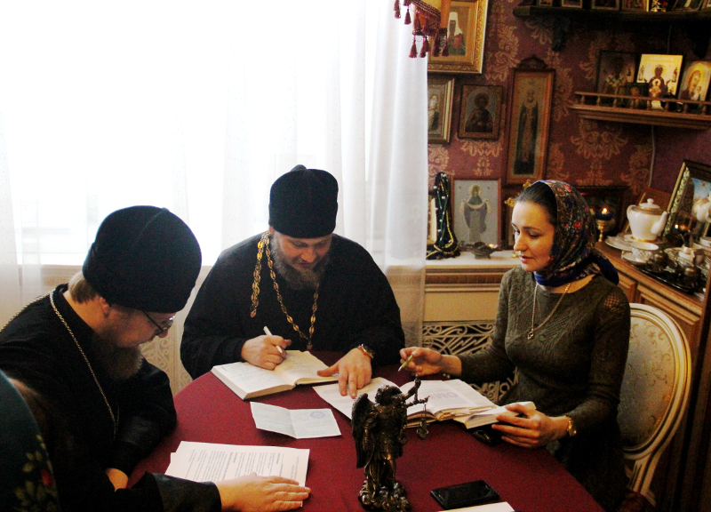 В Петропавловском Епархиальном управлении состоялось заседание оргкомитета по подготовке к Рождественским праздникам