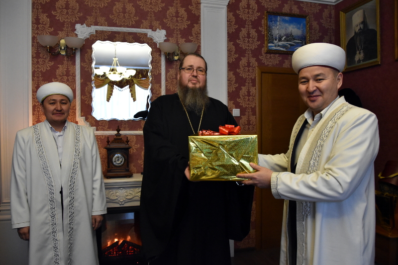 Православных Северного Казахстана с Рождеством Христовым поздравили представители традиционных конфессий области