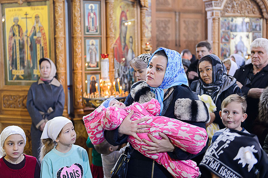 Правящий архиерей сослужил Главе Православной церкви Казахстана в Софийском соборе Иверско-Серафимовской обители