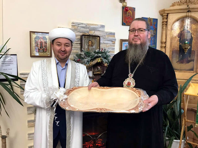 Руководители Религиозных Объединений Северного Казахстана поздравили православных верующих с праздником Рождества Христова