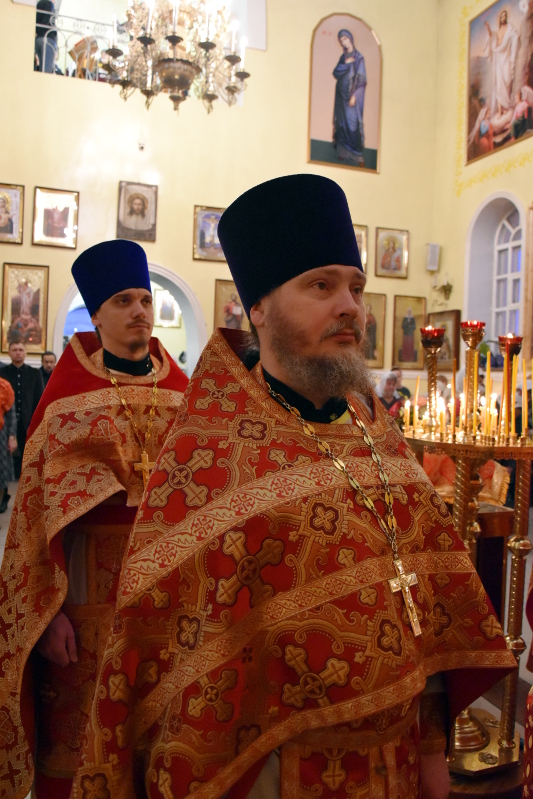 Архиерейская Литургия в праздник Собора Святых Новомучеников и Исповедников Церкви Русской