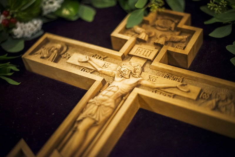 Праздник Происхождения древ Честнаго Креста Господня