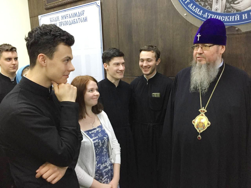 Архиепископ Владимир прочитал курс лекций по педагогике студентам Алматинской Духовной Семинарии