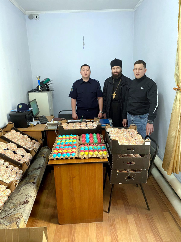 Клирик епархии поздравил заключенных с праздником Пасхи