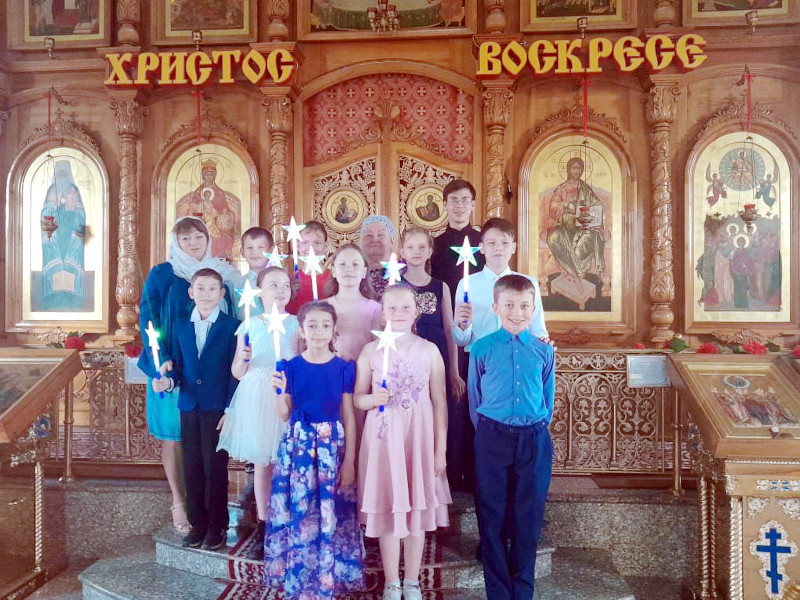 Поздравление Правящего владыки от детей Кафедрального собора с 10-летием Архиерейской Хиротонии