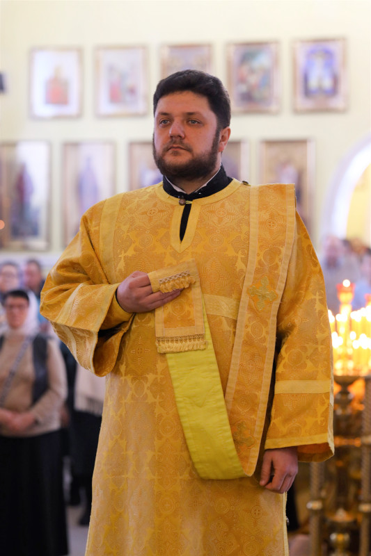 Архиерейская Литургия в Неделю о Закхее