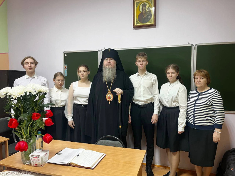 Воспитанники воскресных классов сдали экзамены по окончании курса по изучению богословских дисциплин Воспитанники воскресных классов сдали экзамены по окончании курса по изучению богословских дисциплин