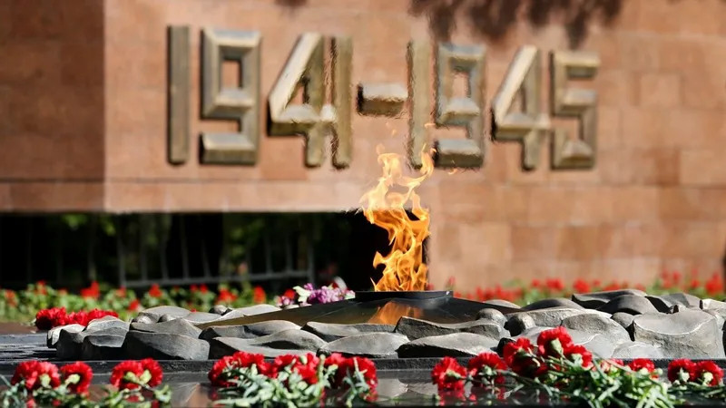Божественная Литургия в День Великой Победы нашего народа над фашизмом