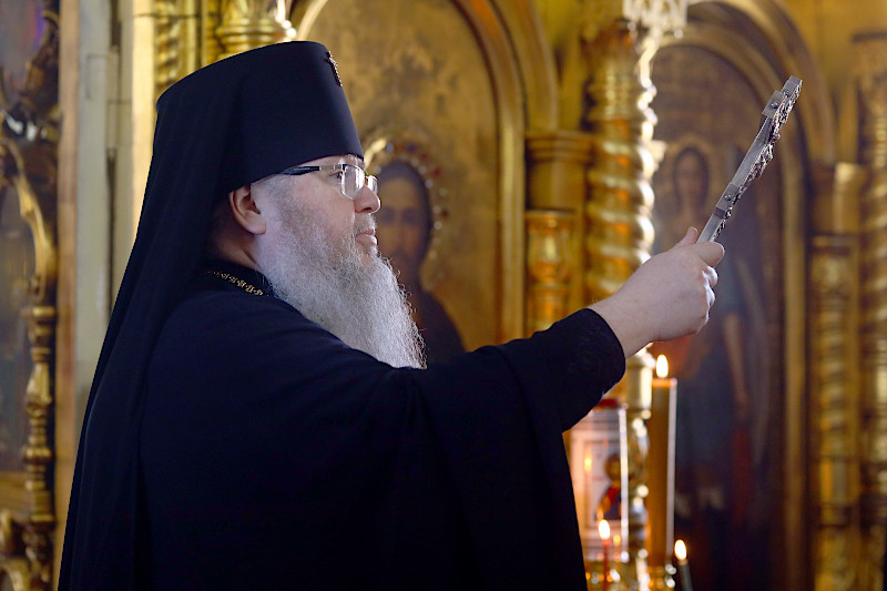 Архиерейская Литургия в храме Всех Святых