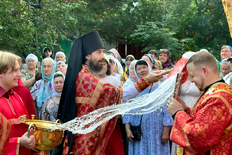 В кафедральном соборе отметили праздник Рождества Пророка и Предтечи Иоанна