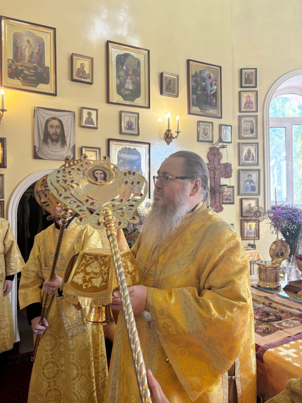 Архиерейская Литургия в Неделю 11-ю по Пятидесятнице
