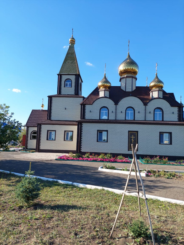 Храм в честь святителя Николая Мирликийского село Новоишимское